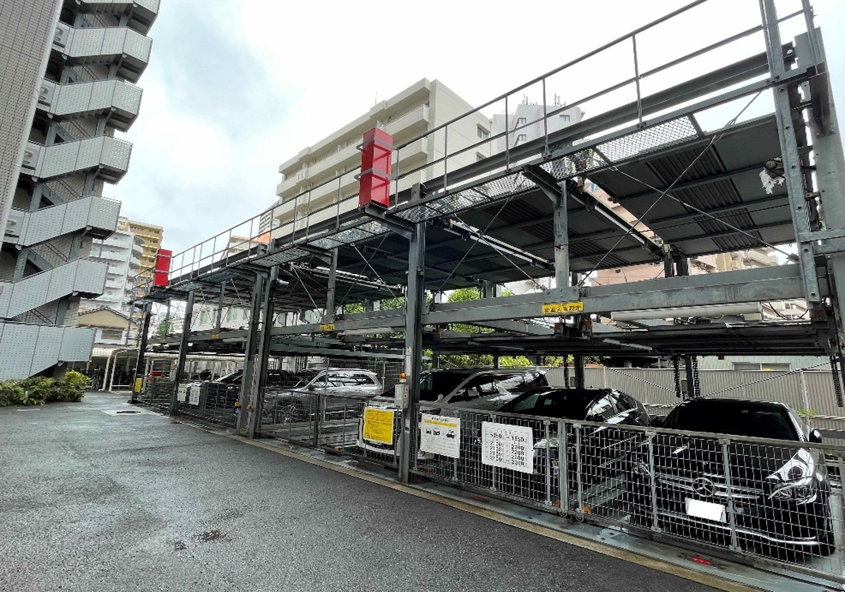 BELISTA北梅田駐車場