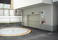 江坂1丁目立体駐車場