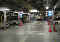 梅田DTタワー駐車場