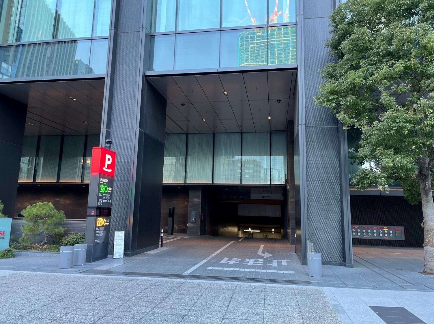 TOKYO TORCH 常盤橋タワー駐車場