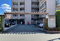 服部西町１丁目駐車場