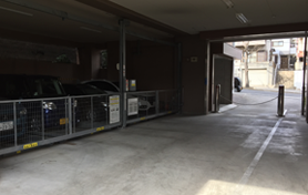 ファミール王子公園駐車場